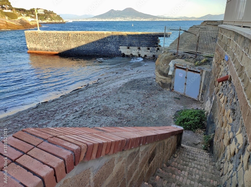 Napoli - Spiaggia della Gaiola dalla scala di accesso al Centro Visite