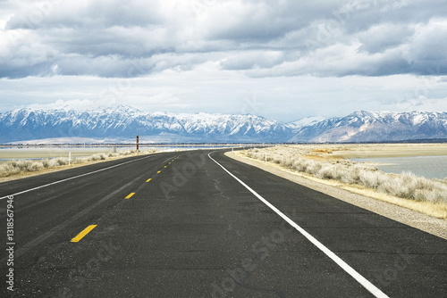 road to the mountains
