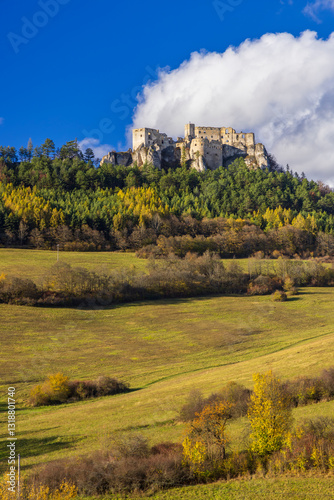 Obraz na płótnie Lietava castle (Lietavsky hrad), Zilina region, Slovakia w salonie