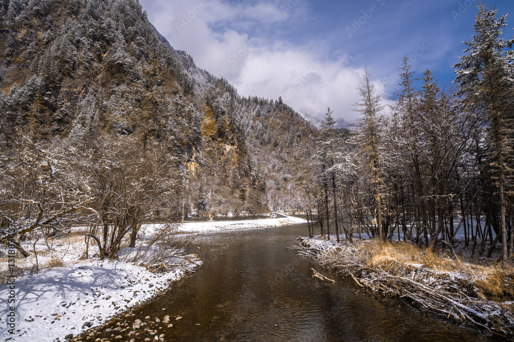 Bipenggou National Park in Sichuan China, is a natural reserve blessed with typical alpine views, including virgin forest, plateau lakes, glaciers, snow mountains, tinkling streams and waterfalls