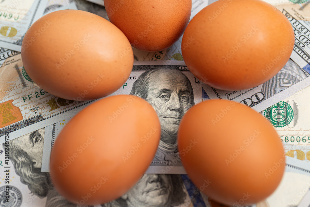 eggs on US 100 dollar banknotes
