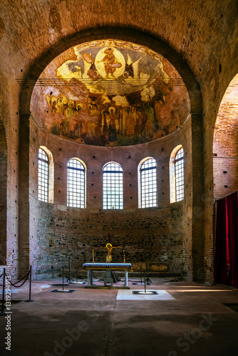 Fototapeta Naklejka Na Ścianę i Meble -  Interior of the Rotonda, a roman, then christian temple, then mosque, now a museum with the early christian mosaics. Thessaloniki, Greece.