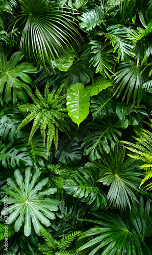 Verdant Symphony A tropical display of botanical richness and luxurious greenery