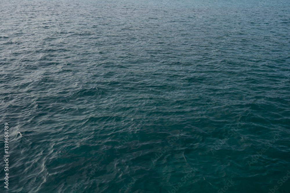 Obraz premium Indian ocean water background in bay on Seychelles islands