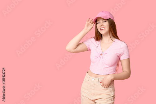 Stylish young girl in baseb...