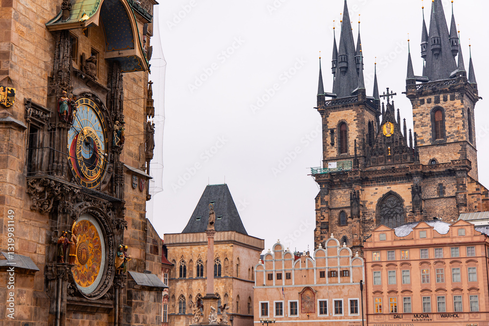 Obraz premium Prague astronomical clock and Church of Our Lady before Týn showing amazing architecture