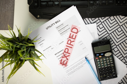 Expired Utility Bill Notice, unpaid invoice summary with rising energy costs, household expense report for budgeting