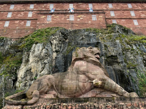 Le Lion de Bartholdi devant la citadelle de Belfort