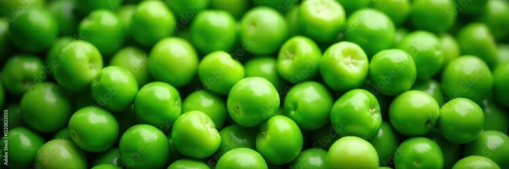 Vibrant green peas and pods, fresh and healthy , farm, fresh peas, macro Vibrant green peas and pods, fresh and healthy , farm, fresh peas, macro