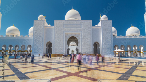 Obraz na plátně Sheikh Zayed Grand Mosque timelapse hyperlapse in Abu Dhabi, the capital city of