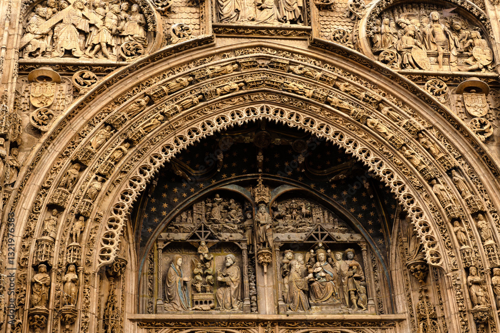 Obraz premium Church of Santa Maria la Real, in the municipality of Aranda del Duero, province of Burgos.