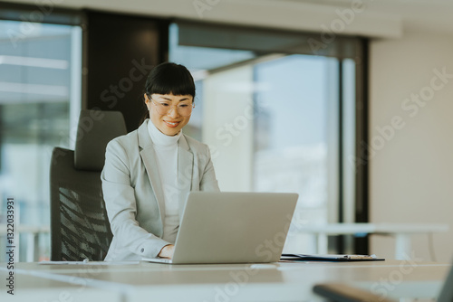 Professional Asian woman en...