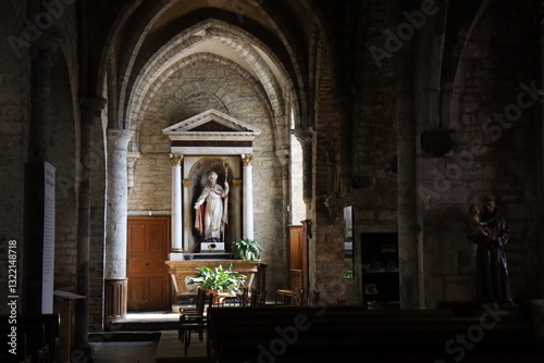 Obraz na płótnie L'église Saint Just, ville d'Arbois, département du Jura, France w salonie