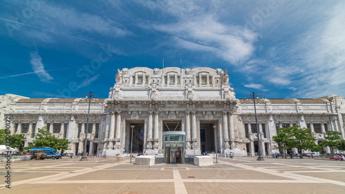Fototapeta Naklejka Na Ścianę i Meble -  Front view of Milan antique central railway station timelapse hyperlapse.