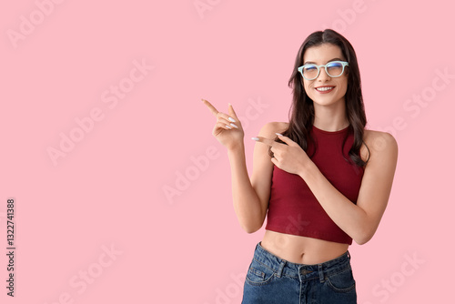 Happy smiling young woman i...