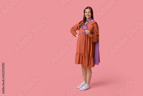 Beautiful young pregnant wo...