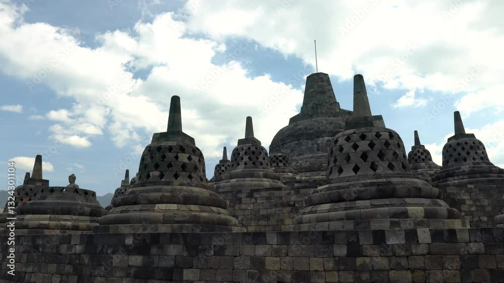 Explore the Breathtaking Beauty of the Borobudur Shrine With Stunning Timelapse Views of Indonesia's UNESCO World Heritage Site Explore the Breathtaking Beauty of the Borobudur Shrine With Stunning Timelapse Views of Indonesia's UNESCO World Heritage Site