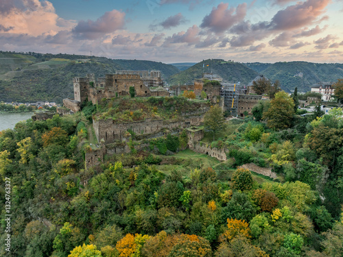 Obraz na płótnie Aerial view of Rheinfels castle medieval ruin under reconstruction in Germany w salonie