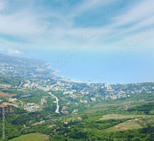 Obraz na płótnie view of Yalta city from slope of Aj-Petri Mount (trail Botanical, Crimea, Ukraine) w salonie