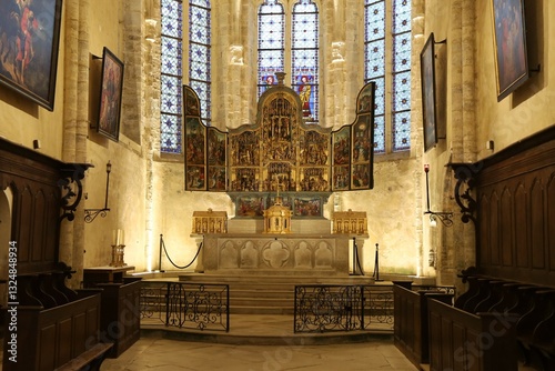 Obraz na płótnie L'église Saint Pierre, église romane, village de Baume Les Messieurs, département du Jura, France w salonie