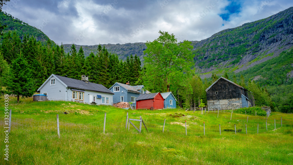 Der kleine Ort Eidslandet in Norwegen