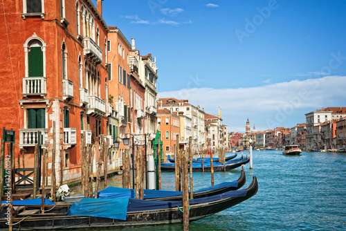 Obraz na płótnie Gondolas on the Grand Canal in Venice, Italy w salonie