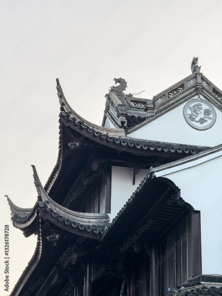 Elegant Architectural Design of Traditional Asian Rooftop with Intricate Details Elegant Architectural Design of Traditional Asian Rooftop with Intricate Details