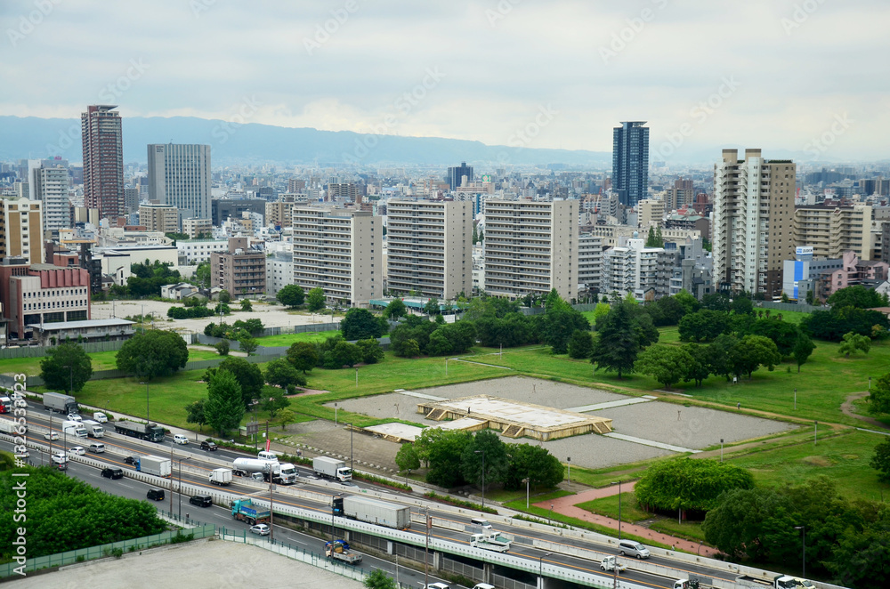 Fototapeta premium Aerial view cityscape of Osaka city at around Osaka castle