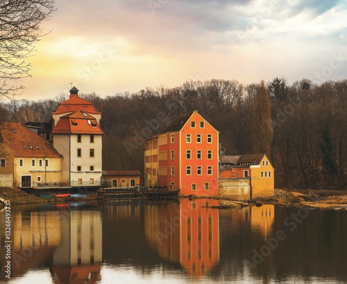 Obraz na płótnie Houses reflection on the Neisse at dusk w salonie