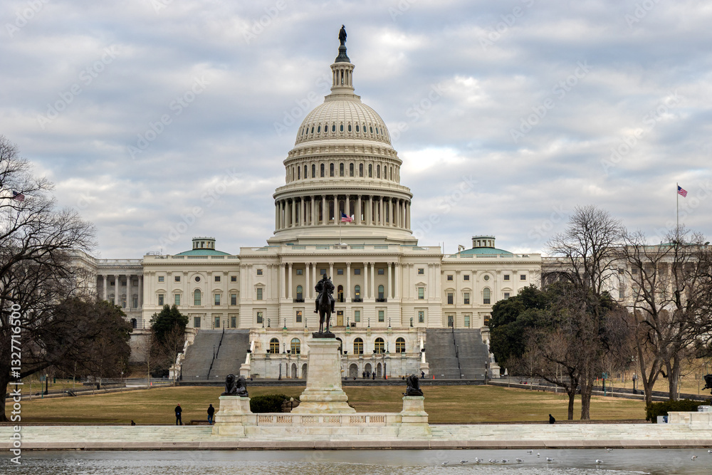 Naklejka premium The United States Capitol building in Washington DC on a winter's day.