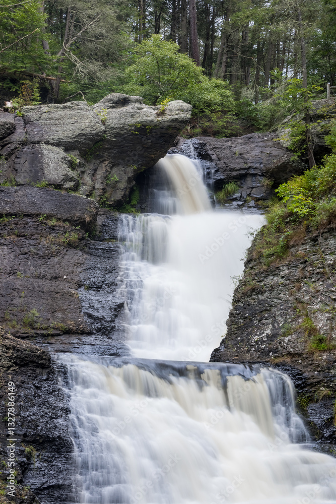 Fototapeta premium Raymonds Kill water falls in The Delaware water gap recreation area.