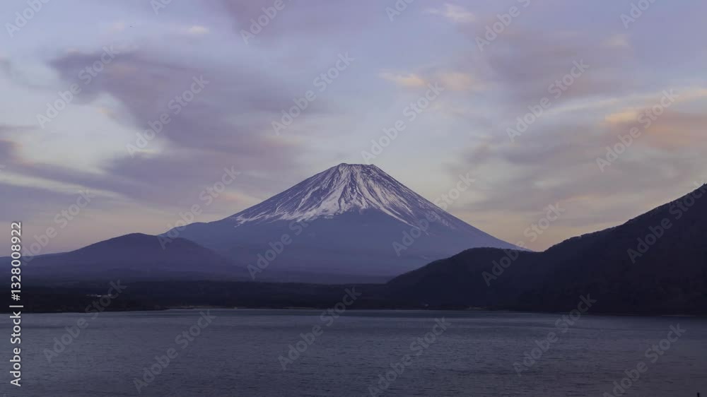 本栖湖から夕焼け富士山Timelapse 本栖湖から夕焼け富士山Timelapse