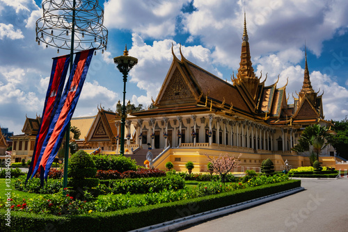 Royal palace in Phnom Penh (Pnom Pen) , Cambodia