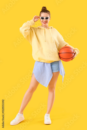 Stylish young woman in hood...