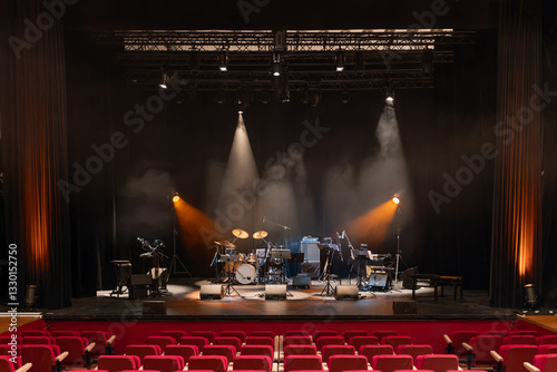 Une scène de concert avec les instruments et des lumière