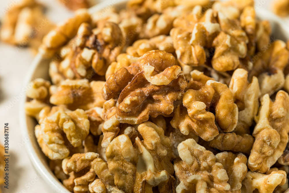 Organic Raw Walnut Halfs Organic Raw Walnut Halfs