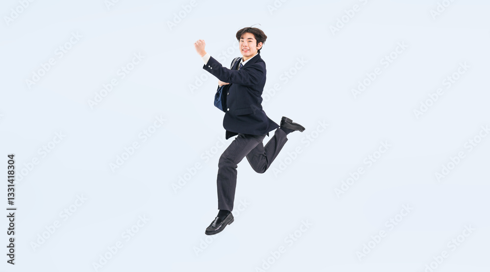ジャンプする制服を着た男子学生の全身写真(切り抜き背景透過PNGも販売しております。↓作成者リンクから「PNG」で検索してください) ジャンプする制服を着た男子学生の全身写真(切り抜き背景透過PNGも販売しております。↓作成者リンクから「PNG」で検索してください)