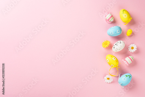 Obraz na płótnie Easter eggs on colored background. w salonie