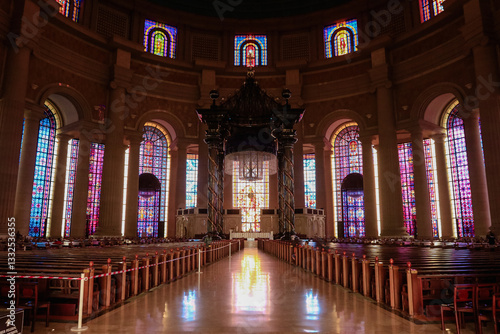 Obraz na płótnie Architectural beauty of Basilica of Our Lady of Peace in Yamoussoukro, Ivory Coast at sunrise w salonie