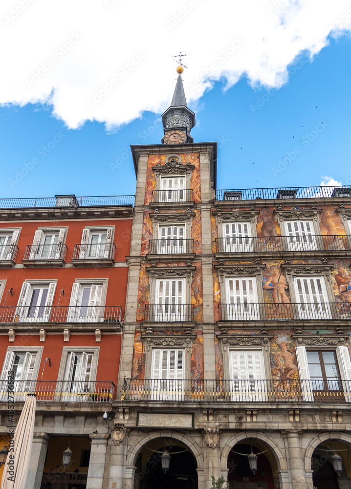 Fototapeta premium plaza Mayor in Madrid, Spain