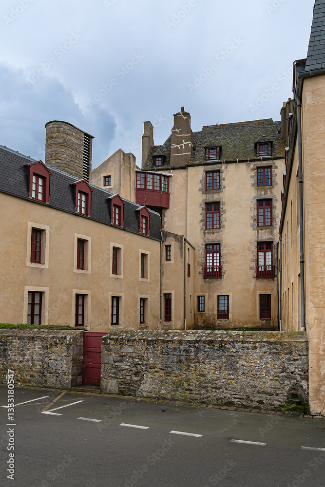 Architecture of ancient city Saint-Malo, a walled port city in Brittany (prefecture Ille-et-Vilaine) in northwestern France on English Channel. Saint-Malo. France.