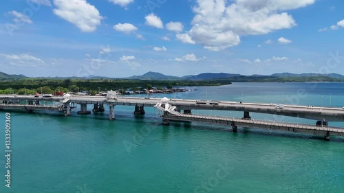 Wallpaper Mural Aerial View of Sarasin Bridge Torontodigital.ca