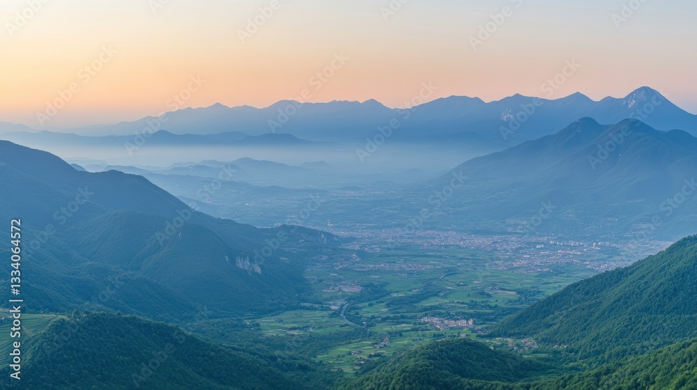 Fototapeta premium A Majestic Mountain Range Landscape Scene During A Beautiful Sunrise