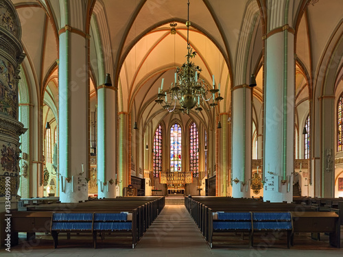 Obraz na płótnie Luneburg, Germany. Interior of St. Johannis (Church of John the Baptist). The church was built between 1300 and 1370 and repaired in 1420. It is the oldest Lutheran church in Luneburg. w salonie