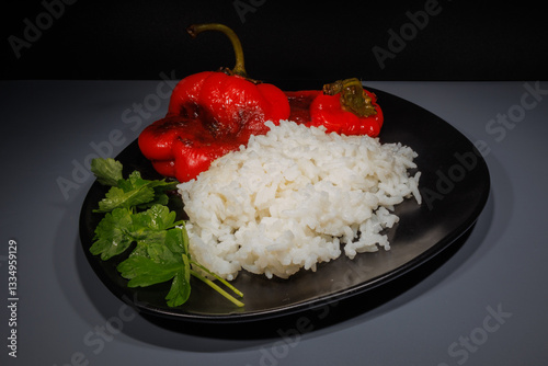 Roasted bell pepper with white rice and herbs