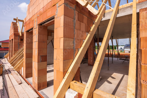 Obraz na płótnie Ein Neubau von einem Wohnhaus für Wohnungsbau w salonie