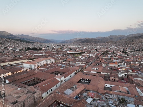 Obraz na płótnie Cusco rooftops stretch to the Andes Mountains w salonie