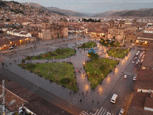 Obraz na płótnie Cusco Plaza de Armas twilight aerial view w salonie