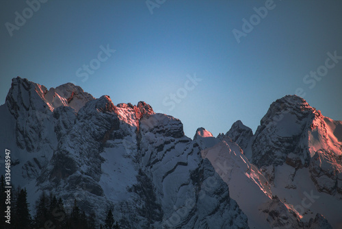 Fototapeta Naklejka Na Ścianę i Meble -  sunset in the mountains