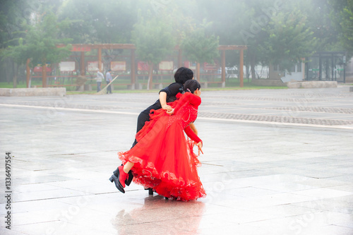 Ladies' fitness dance in urban parks in northern China
